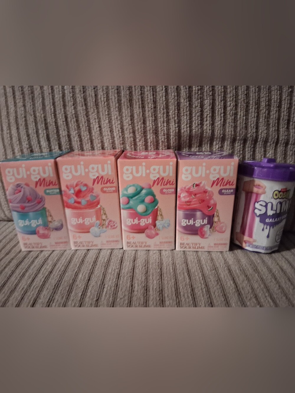 complete set 4 gui-gui Mini keychain/cell phone charms slime kits & 1 oosh Slime